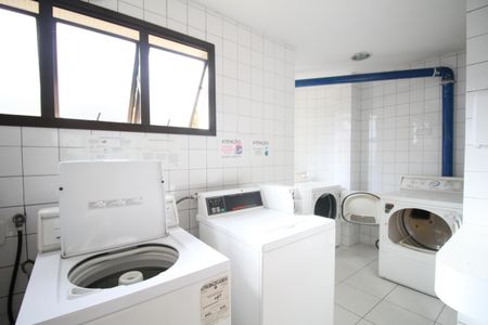Apartamento para alugar com 37m², 1 quarto e 1 vagalavandeiria