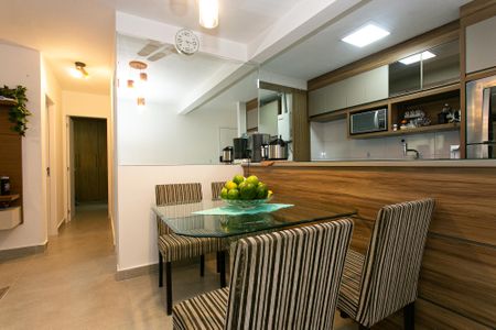 Sala de apartamento à venda com 2 quartos, 75m² em Vila Carrão, São Paulo