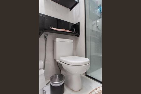 Apartamento à venda com 69m², 2 quartos e 1 vagaBanheiro da Suíte