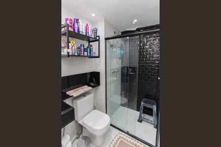 Apartamento à venda com 69m², 2 quartos e 1 vagaBanheiro da Suíte