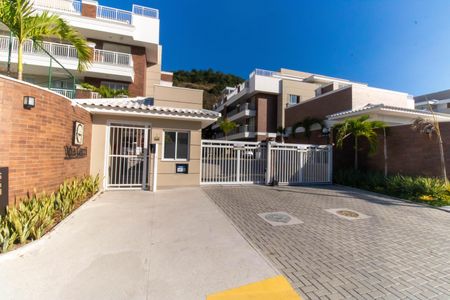 Apartamento à venda com 99m², 2 quartos e 2 vagasFachada