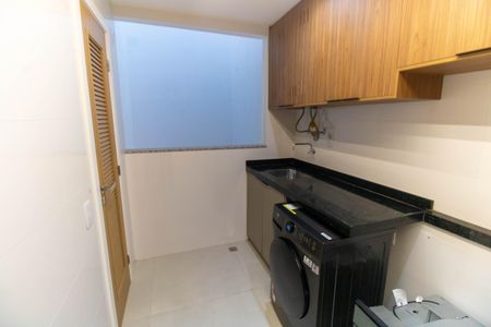 Apartamento à venda com 99m², 2 quartos e 2 vagasCozinha e Área de Serviço