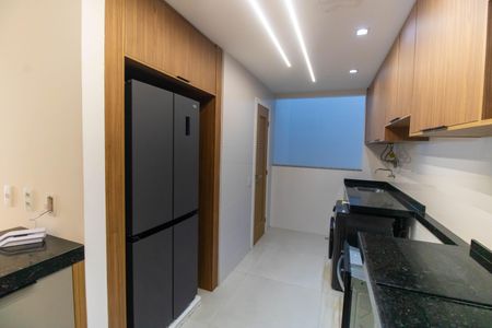 Apartamento à venda com 99m², 2 quartos e 2 vagasCozinha e Área de Serviço