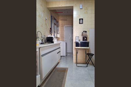 Apartamento à venda com 145m², 3 quartos e sem vaga Apartamento à venda com 145m², 3 quartos e sem vagaCozinha