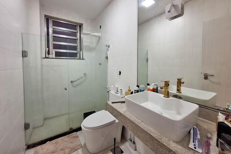 Apartamento à venda com 145m², 3 quartos e sem vaga Apartamento à venda com 145m², 3 quartos e sem vagaBanheiro