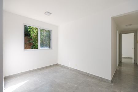 Sala de apartamento para alugar com 2 quartos, 42m² em Jardim Parque Morumbi, São Paulo