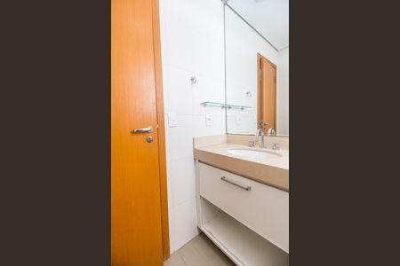 Apartamento para alugar com 123m², 3 quartos e 2 vagas Apartamento para alugar com 123m², 3 quartos e 2 vagasBanheiro