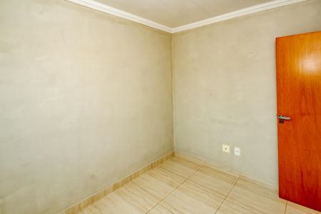 Quarto 1 de apartamento para alugar com 2 quartos, 54m² em Piratininga, Belo Horizonte