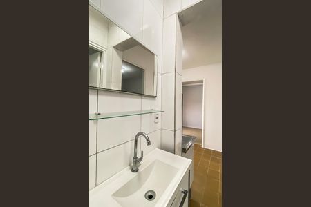 Apartamento para alugar com 56m², 2 quartos e sem vaga Apartamento para alugar com 56m², 2 quartos e sem vagaBanheiro