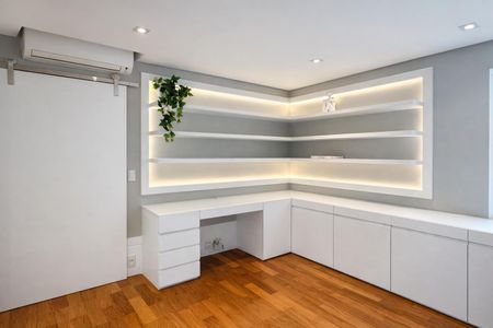 Apartamento à venda com 4 quartos, 130m² em Itaim Bibi, São Paulo