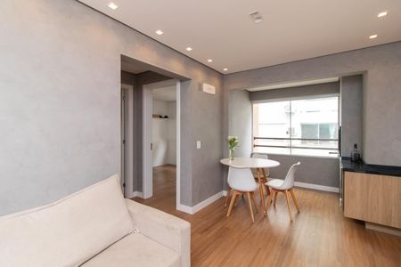 Sala de apartamento à venda com 2 quartos, 60m² em Cavalhada, Porto Alegre