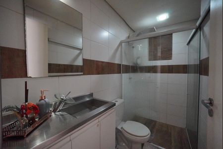 Banheiro de apartamento para alugar com 1 quarto, 80m² em Ponta de Baixo, São José