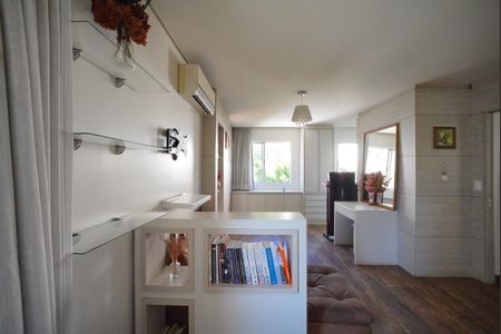 Suíte de apartamento para alugar com 1 quarto, 80m² em Ponta de Baixo, São José