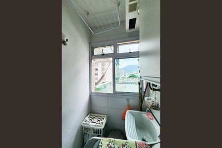 Apartamento à venda com 95m², 4 quartos e 1 vagaÁrea de Serviço 