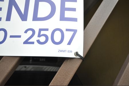 Casa à venda com 122m², 3 quartos e 2 vagasPlaca