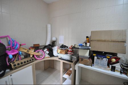 Casa à venda com 122m², 3 quartos e 2 vagasEscritório