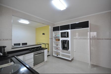 Casa à venda com 122m², 3 quartos e 2 vagasCozinha