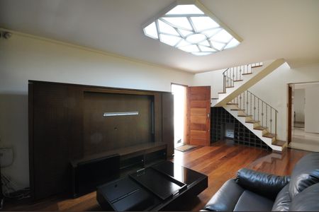 Sala de casa à venda com 3 quartos, 122m² em Vila Guilherme, São Paulo