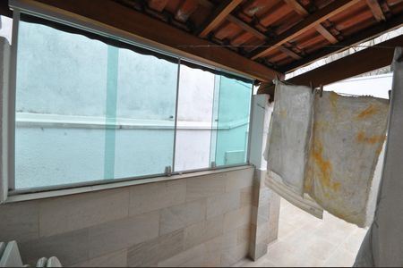 Casa à venda com 122m², 3 quartos e 2 vagasÁrea de Serviço