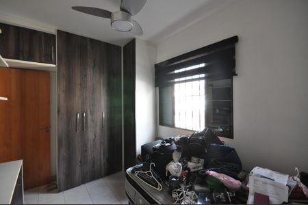 Casa à venda com 122m², 3 quartos e 2 vagasSuíte 2