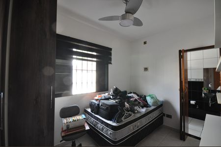 Casa à venda com 122m², 3 quartos e 2 vagasSuíte 2
