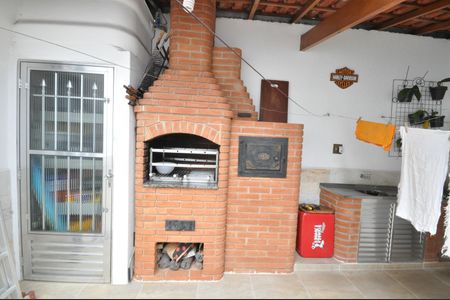 Casa à venda com 122m², 3 quartos e 2 vagasChurrasqueira
