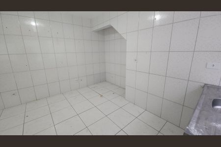 Cozinha de casa para alugar com 1 quarto, 35m² em Vila Ré, São Paulo