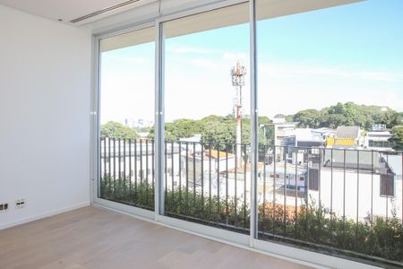 Apartamento à venda com 220m², 3 quartos e 2 vagas Apartamento à venda com 220m², 3 quartos e 2 vagasSuíte 1