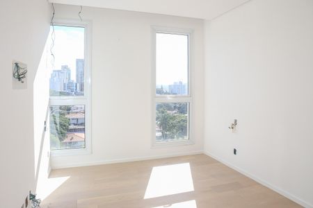 Apartamento à venda com 220m², 3 quartos e 2 vagas Apartamento à venda com 220m², 3 quartos e 2 vagasQuarto 3