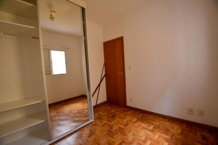 Casa para alugar com 120m², 3 quartos e 2 vagasQuarto 2