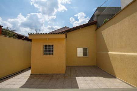 Casa para alugar com 120m², 3 quartos e 2 vagasQuintal 