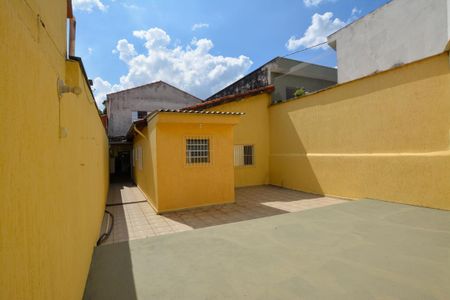 Casa para alugar com 120m², 3 quartos e 2 vagasQuintal 