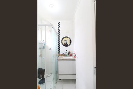 Casa de condomínio à venda com 90m², 2 quartos e 1 vagaSuíte - Banheiro