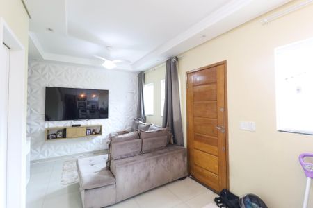 Sala de casa de condomínio à venda com 2 quartos, 90m² em Vila Nivi, São Paulo