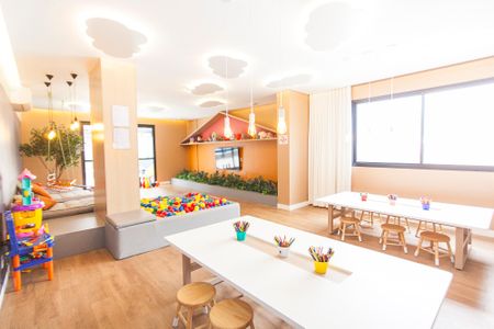 Apartamento para alugar com 81m², 3 quartos e 2 vagasÁrea Comum - Brinquedoteca