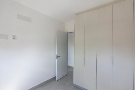 Apartamento para alugar com 81m², 3 quartos e 2 vagasQuarto 2