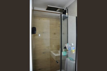 Apartamento para alugar com 34m², 2 quartos e sem vaga Apartamento para alugar com 34m², 2 quartos e sem vagaDetalhe - Banheiro Social