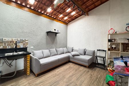 Casa à venda com 240m², 3 quartos e 2 vagasÁrea gourmet