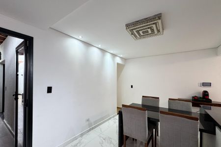Casa à venda com 240m², 3 quartos e 2 vagasCozinha