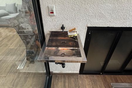 Casa à venda com 240m², 3 quartos e 2 vagasÁrea de Serviço