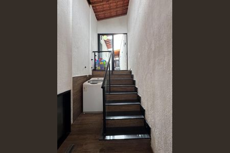 Casa à venda com 240m², 3 quartos e 2 vagasÁrea de Serviço