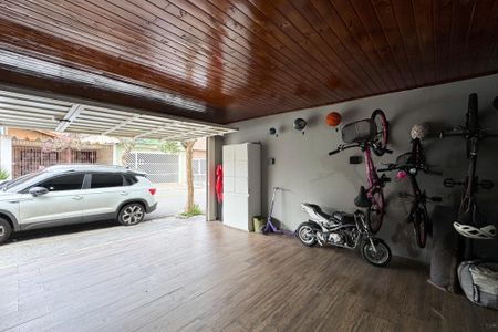 Casa à venda com 240m², 3 quartos e 2 vagasGaragem