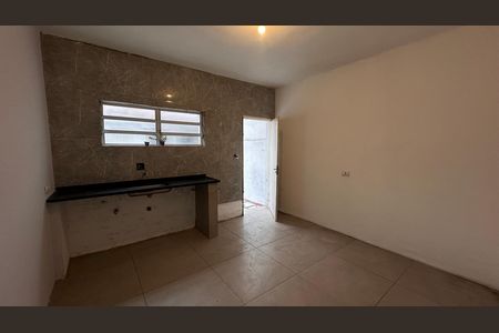 Casa para alugar com 80m², 2 quartos e 1 vaga Casa para alugar com 80m², 2 quartos e 1 vagaCozinha