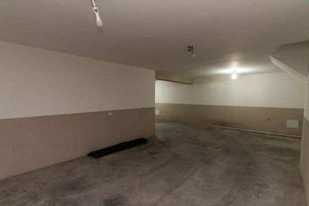 Garagem de casa de condomínio à venda com 3 quartos, 160m² em Vila Guilherme, São Paulo