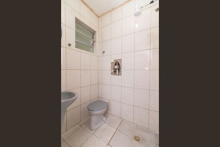 Casa para alugar com 120m², 3 quartos e 1 vaga Casa para alugar com 120m², 3 quartos e 1 vagaBanheiro 2