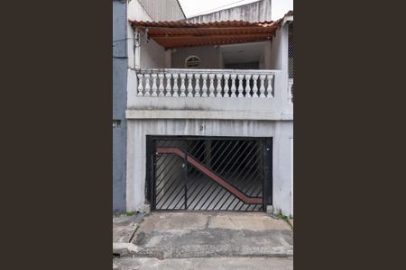 Casa para alugar com 120m², 3 quartos e 1 vaga Casa para alugar com 120m², 3 quartos e 1 vagaFachada