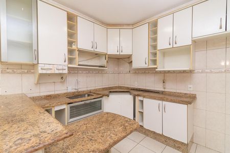 Casa para alugar com 120m², 3 quartos e 1 vaga Casa para alugar com 120m², 3 quartos e 1 vagaCozinha