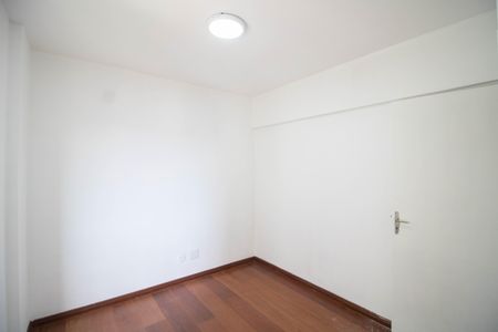 QUARTO 2 de apartamento para alugar com 2 quartos, 73m² em Parque Maria Domitila, São Paulo