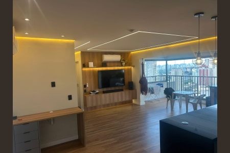 Apartamento à venda com 82m², 2 quartos e 1 vagaFoto 02