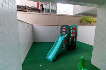 Apartamento à venda com 71m², 2 quartos e 1 vagaÁrea comum